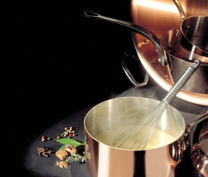 Cuisiner dans des casseroles en cuivre